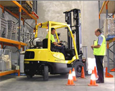 Lift Truck training, forklift jobs, forklift drivers, fork lift safety certification, osha training